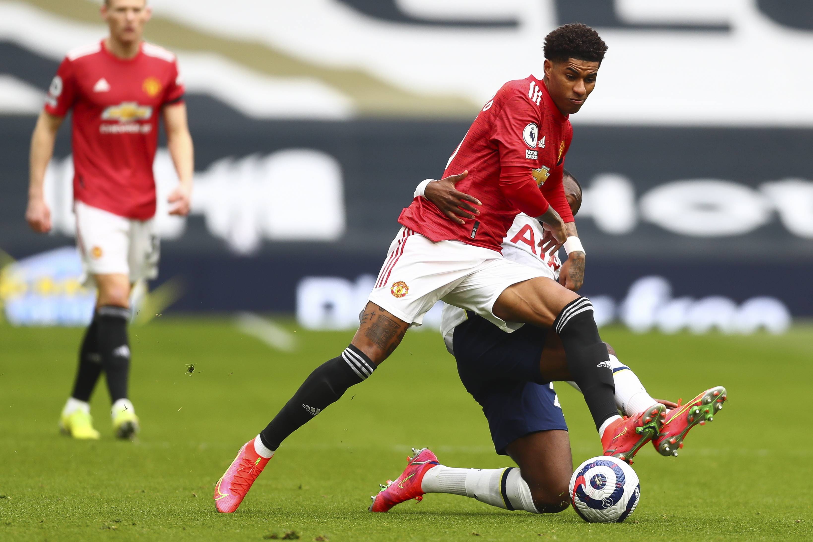 皇马凭借 皇马凭借